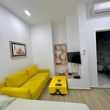Gersi'S Daily Apartament Apartman Tirana Kültér fotó