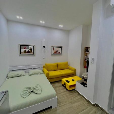 Gersi'S Daily Apartament Apartman Tirana Kültér fotó